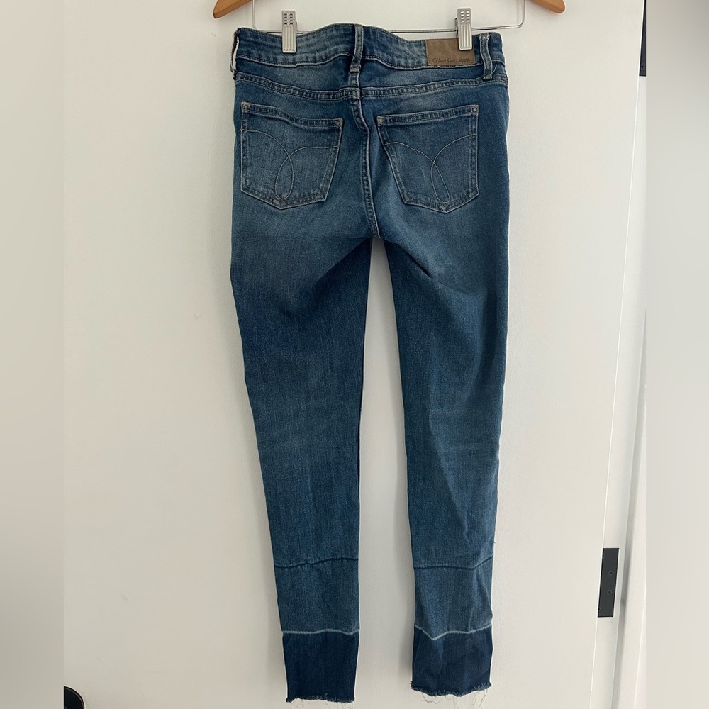 Calvin Klein ankle skinny jeans - good condition and looks great on!